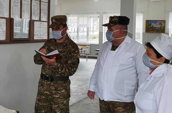 Զորամասերում և զինվորական հոսպիտալներում ստուգվել է ԶՈւ գլխավոր շտաբի պետի հանձնարարականների կատարման ընթացքը