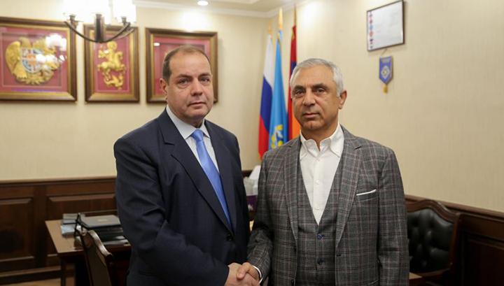 Արտակ Թովմասյանը հանդիպել է ՀՀ-ում ՀԱՊԿ ինստիտուտի Հայաստանի ազգային ներկայացուցչության տնօրենի հետ