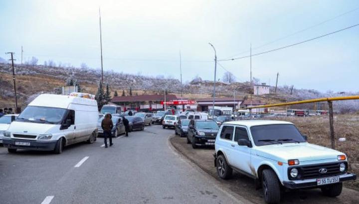 Ադրբեջանի կողմից Ստեփանակերտ-Գորիս մայրուղին փակելու պատճառով ավելի քան 40 մարդ Լիսագորում է տեղավորվել