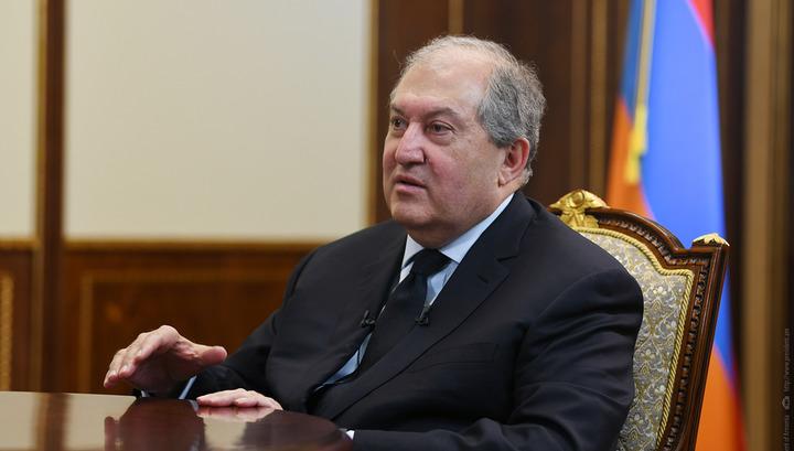 Սահմանադրությունը խորհրդարանական հանրապետությունում նախագահի համար գործադիր իշխանության ինչ-որ լծակներ չի ենթադրում. նախագահ