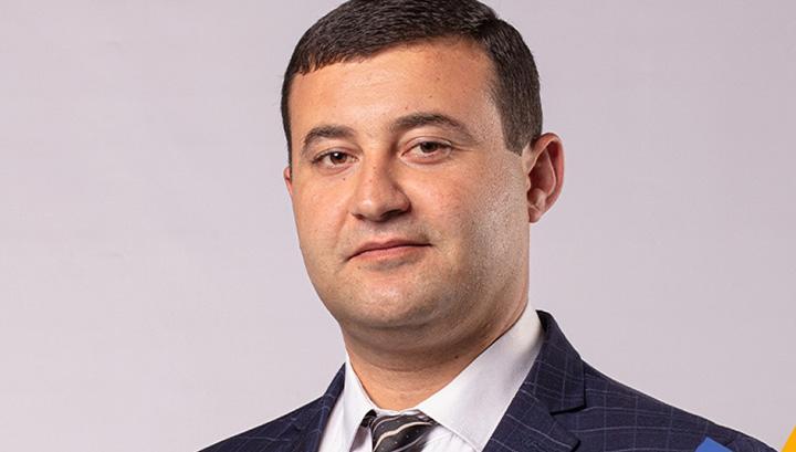 Երակ-մերակ փրթել է, որ Բանակ չգնա՞. 44-օրյա պատերա՞զմ է գնացել. Hraparak.am