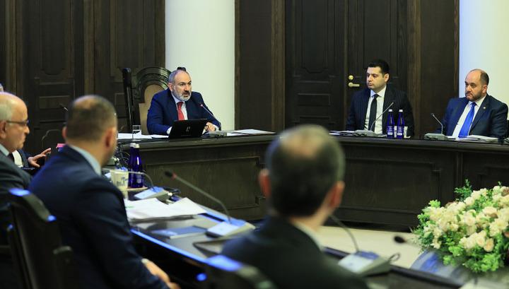 Նիստեր PR-ի համար. «Փաստ»