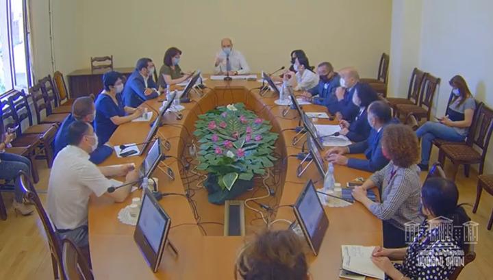 ԱԺ-ում քննարկում են անաշխատանակության և մայրության նպաստների հարցը․ ՈւՂԻՂ