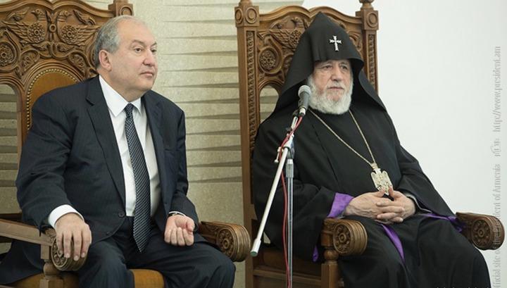 Արմեն Սարգսյանն ու Գարեգին Բ-ն քննարկել են գերիների վերադարձին առնչվող հարցեր