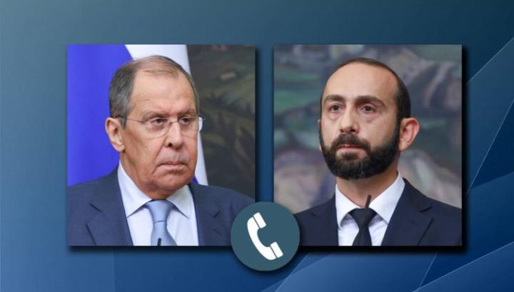 Արարատ Միրզոյանը հեռախոսազրույց է ունեցել Սերգեյ Լավրովի հետ