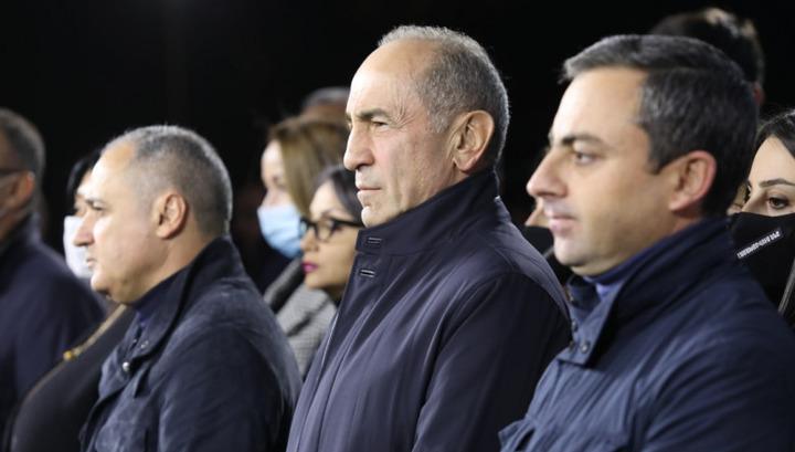 Ռոբերտ Քոչարյանը գոհ է եղել հանրահավաքից. «Փաստ»