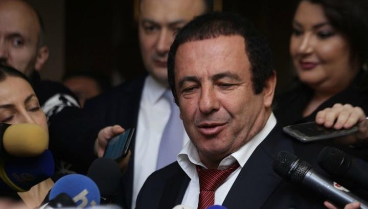 Դատարանը հունիսի 17-ին կքննի Գագիկ Ծառուկյանին կալանավորելու միջնորդությունը