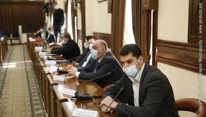 Հրաչյա Սարգսյանը չի կարողանում ազատվել նախկինի կադրից. «Հրապարակ»