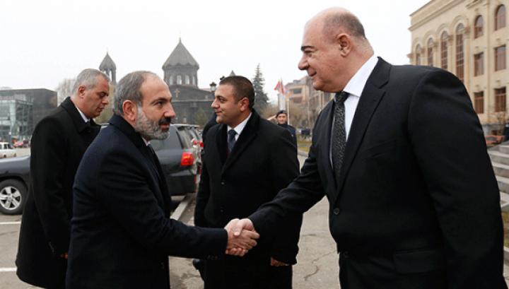 Ի՞նչ է գրվելու Բալասանյանի ճակատին և ի՞նչ է սպասվում հետընտրական Գյումրիում․ 7or.am