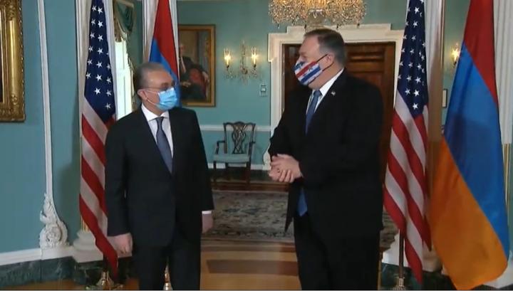 Մնացականյանը Պոմպեոյին տեղեկացրեց Ադրբեջանի ԶՈւ պատերազմական հանցագործությունների մասին