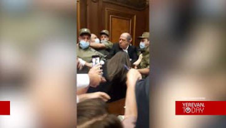 ՊՊԾ ղեկավարն անձամբ էր հրմշտում պատգամավորներին