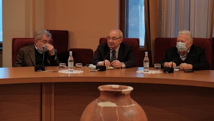 Եթե այս իշխանությունը չհեռանա, Հայաստանն ամեն օր նոր կորուստներ է ունենալու․ Վազգեն Մանուկյան