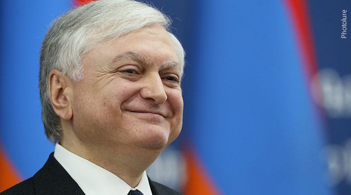 Էդվարդ Նալբանդյանը մեկնում է Ստոկհոլմ