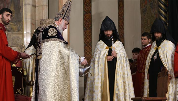 Սուրբ Զատիկի տոնի միջոցառումները. Ցանկ