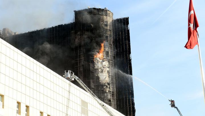 Ստամբուլի հիվանդանոցում բռնկված խոշոր հրդեհի տեսանյութերը