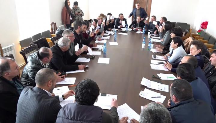 Վարդենիսի քաղաքապետ ընտրվեց Ահարոն Խաչատրյանը․ ՔՊ-ն հեռացավ