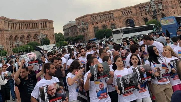 Երկու ամսով արգելվել է կալանավորված Աշոտյանի բոլոր տեսակցությունները, այդ թվում՝ իր ընտանիքի անդամների. «Փաստ»