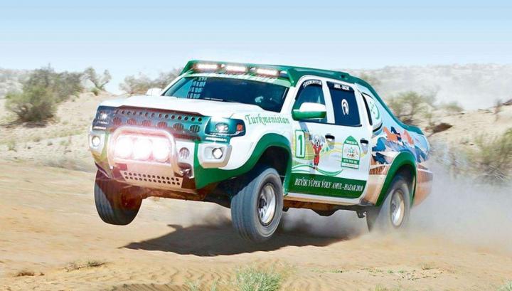 Թուրքմենստանի նախագահը հաղթել է պրոֆեսիոնալ մրցարշավորդին