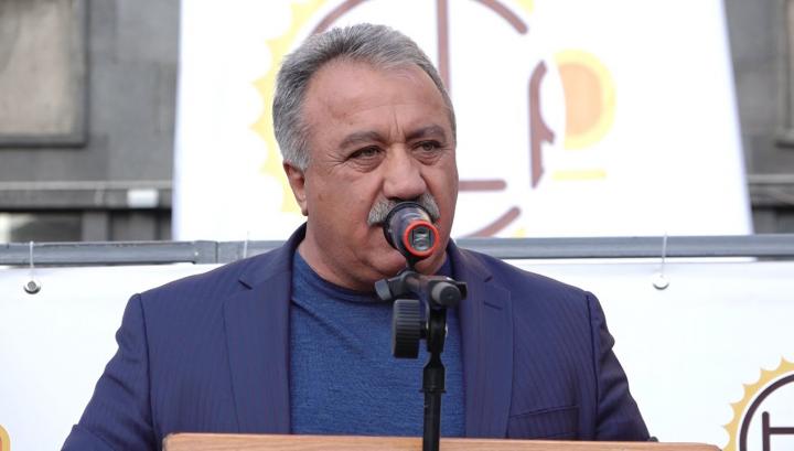 Սասուն Միքայելյանը կմնա Ազգային ժողովում