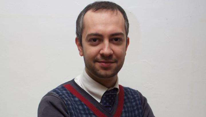 Արա Բաբլոյանը հրավիրվել է որպես ԱԺ նախագահ և որպես ՀՀԿ խմբակցության ներկայացուցիչ. Աղաջանյան