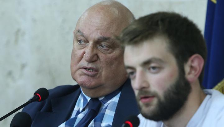 Բողոքի ցույցերը դադարեցվել են, այժմ էլ՝ ի աջակցություն ԵՊՀ ռեկտորի