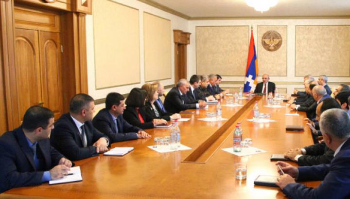 Բակո Սահակյանը դիմում է Արցախի ժողովրդին