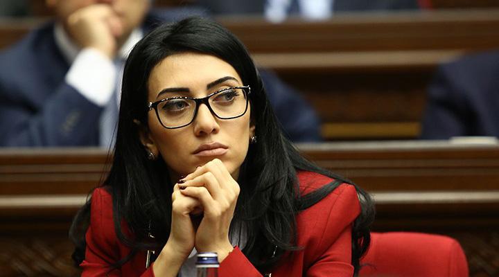 Արփինե Հովհաննիսյանը պարզաբանել է իր ասածը և ներում հայցել