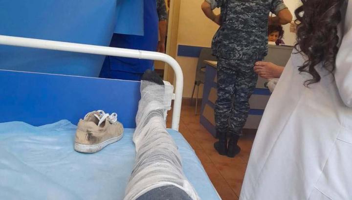 Նախարարությունների շենքի դիմացից հիվանդանոց է տեղափոխվել 4 քաղաքացի