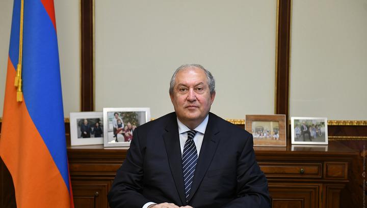 Որևէ գնահատական չի կարող համարժեք լինել ձեր արածին․ Նախագահը՝ բուժաշխատողներին