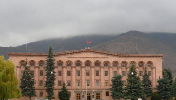 Վանաձորի ավագանու «Հայրենիք» խմբակցությունը չի մասնակցելու ավագանու նիստերին