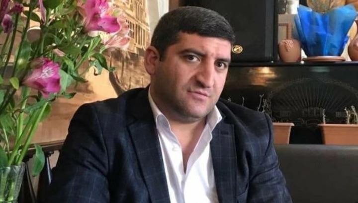 Ո՞վ է Մասիսի քաղաքապետարան ներխուժած անձը