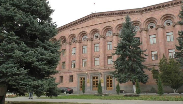 Ճնշումներ համայնքապետների նկատմամբ. «Փաստ»