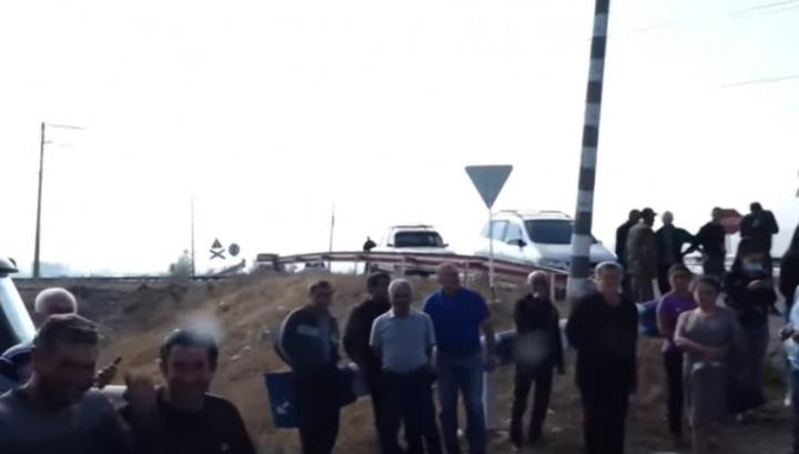 Գեղամասար համայնքի բնակիչները փակել են Վարդենիս-Սոթք ճանապարհը