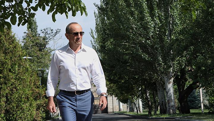 Հաջողության և միֆերի սահմանին. Այլընտրանքային նախագծեր խումբ