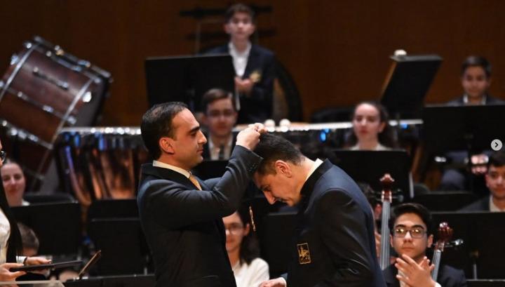 Թե բա՝ «մեդալ», թե բա՝ «մեծարգո»... «Փաստ»