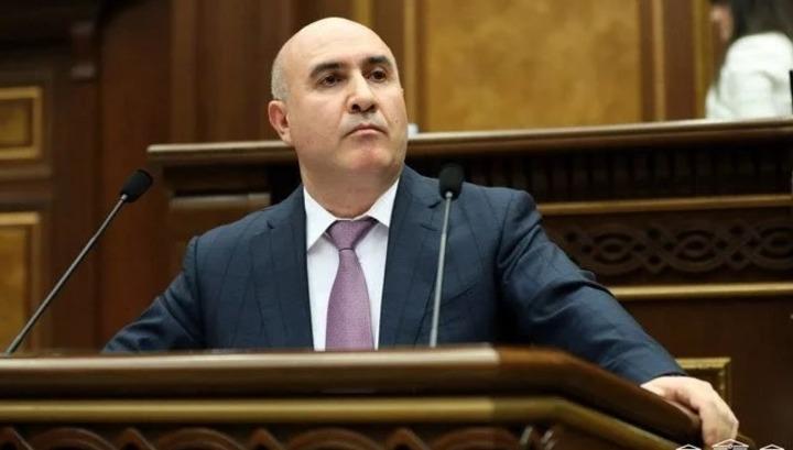 Նախկինների վերադարձից սարսափած իշխանությունները նախկինների կադրերին նոր պաշտոններ են տալիս ․ «Ժողովուրդ»