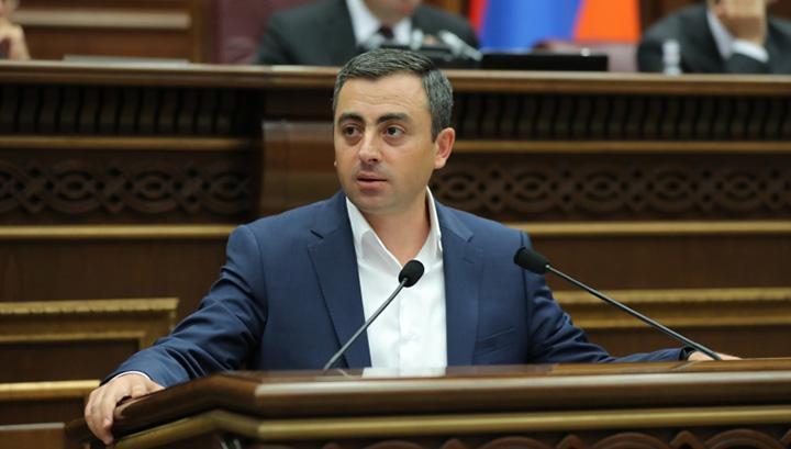 Ամեն մեկն այս իրավիճակում իր «փայն» է ուզում Հայաստանից, մինչդեռ բանակցությունների սեղանին Հայաստանը պետք է հանդես գա հայկական օրակարգով. «Իրավունք»