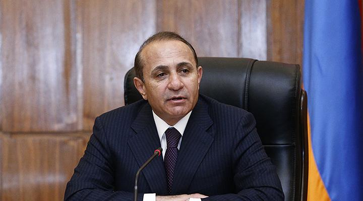 Ղեկավարել չի նշանակում հարվածել, անհիմն ստորացնել, անվանարկել ու հաճույք ստանալ. Հովիկ Աբրահամյան. Tert.am