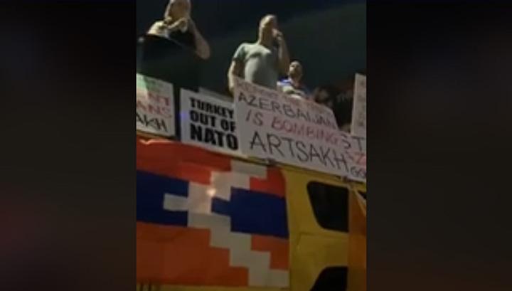 Լոս Անջելեսի հայերը փակել են փողոցները՝ ի նշան բողոքի