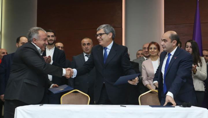 Արամ Սարգսյանը կզիջի Սասուն Միքայելյանին. «Հրապարակ»