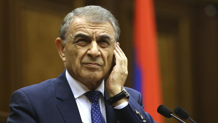 Օսիպյանը չի պատասխանել Բաբլոյանի զանգերին․ «Հրապարակ»