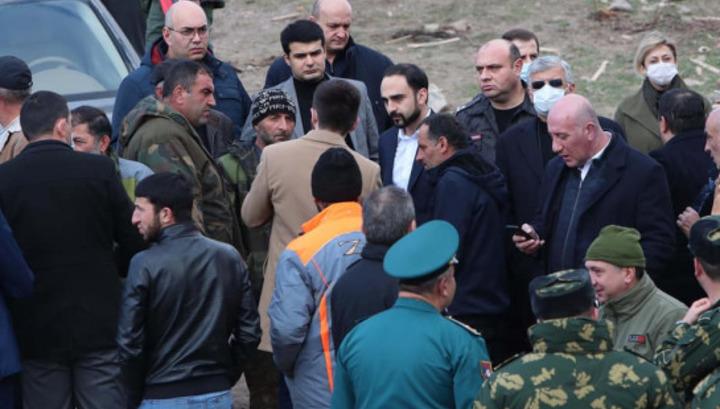 Պարոն Ավինյան, չե՞ք ուզում գումար ծախսել Շուռնուխում ինչ-ինչ պատճառներով, թե՞ թուրքը թույլ չի տալիս․ Քրիստինա Նազարյան