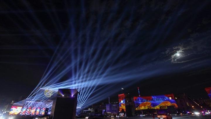 Լուսային «գունագեղ» շոուն ապահովելու համար իշխանությունները դրոններ են պատվիրել ՌԴ-ից․ 10 րոպեն՝ 110.000 դոլար. 168.am