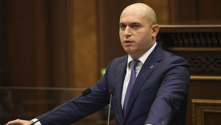 Հիմնական բեռը մնաց Նիկոլ Փաշինյանի վրա. Արմեն Աշոտյան