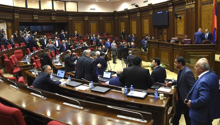 ԱԺ արտահերթը կարող է տապալվել․ «Հրապարակ»