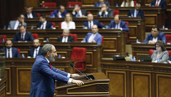 Ի՞նչ մրցակցության մասին կարող է խոսք լինել, առհասարակ․ «Հայոց աշխարհ»