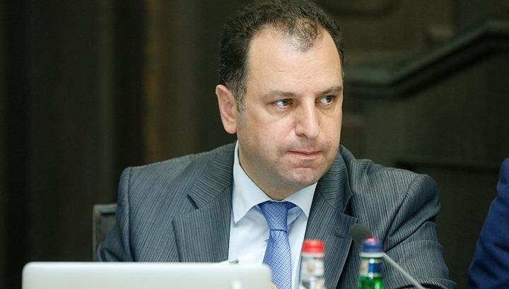 Դուք ավերում եք այն, ինչ ստեղծվել է տասնամյակներով. Վ․ Սարգսյանը՝ Փաշինյանին