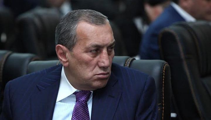 Որոշել են նախկին մարզպետի դասախոսություններով սերունդ կրթել․ «Հրապարակ»