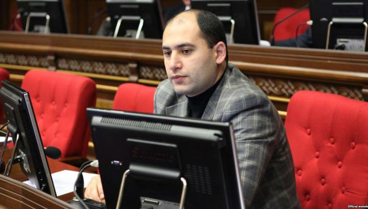 Նորաթուխ պատգամավորը հիմա էլ դարձել է մոլի ՔՊ-ական. «Ժամանակ»