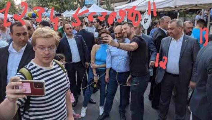 Նիկոլը «տնազրկվել» է․ վախի մեծ աչքերը և փոքրիկ «տրյուկները»